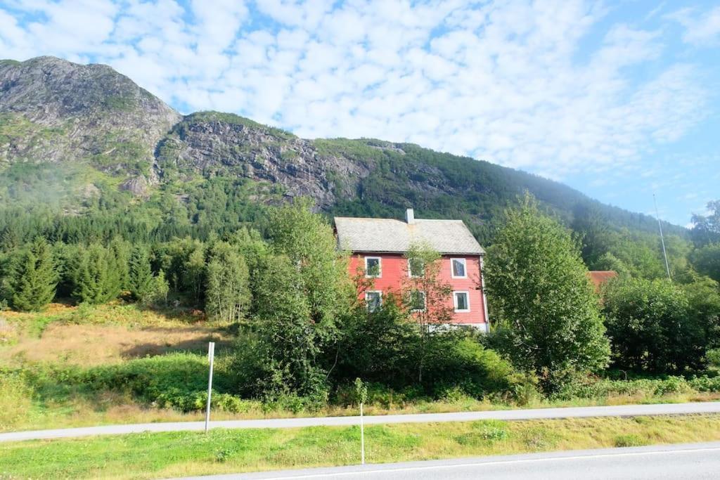 Apartment With Lake View In Jolster Årdal Esterno foto
