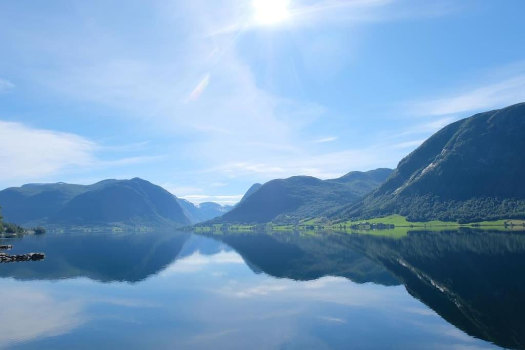 Apartment With Lake View In Jolster Årdal Esterno foto